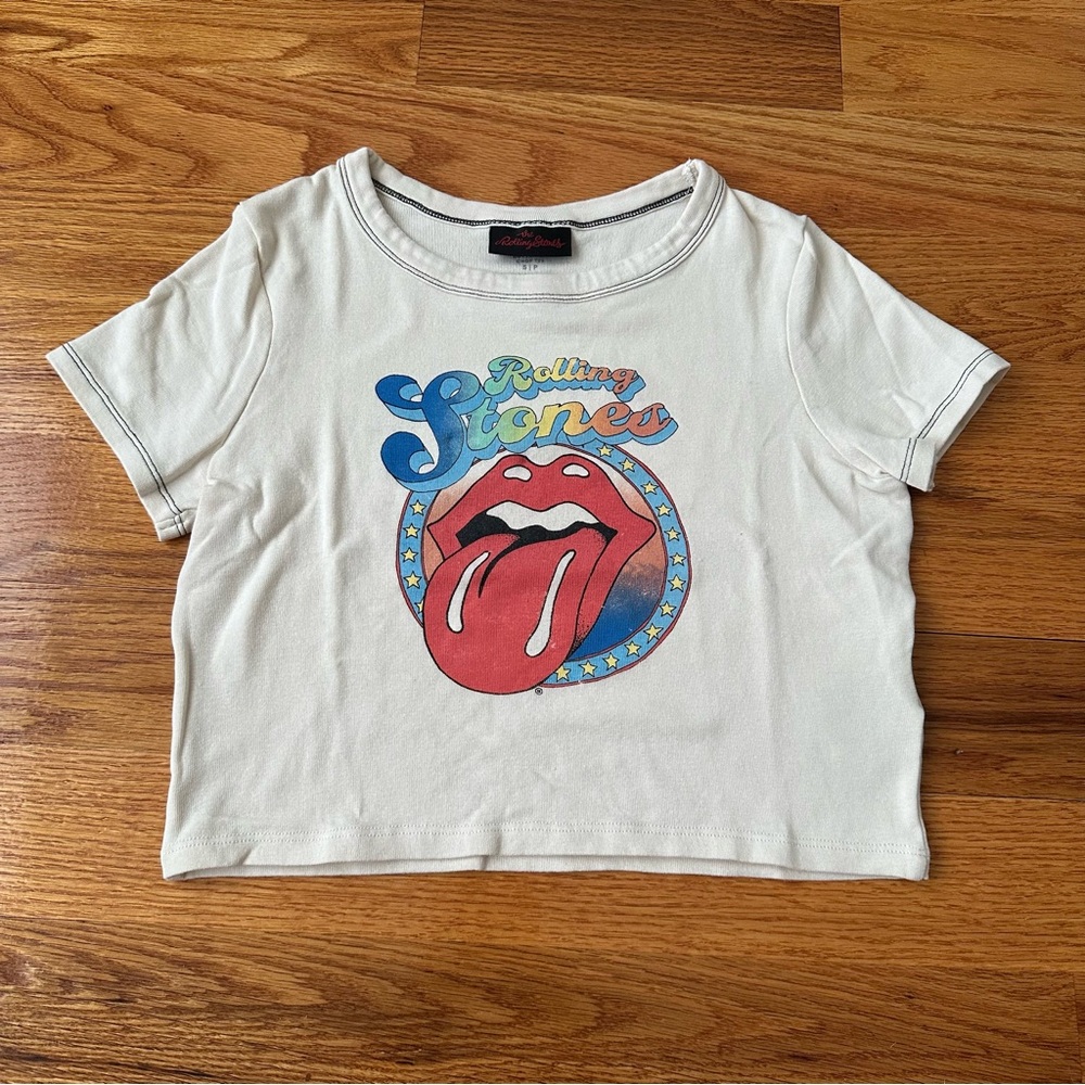 Cotton On Cropped Rolling Stones Graphic Tee